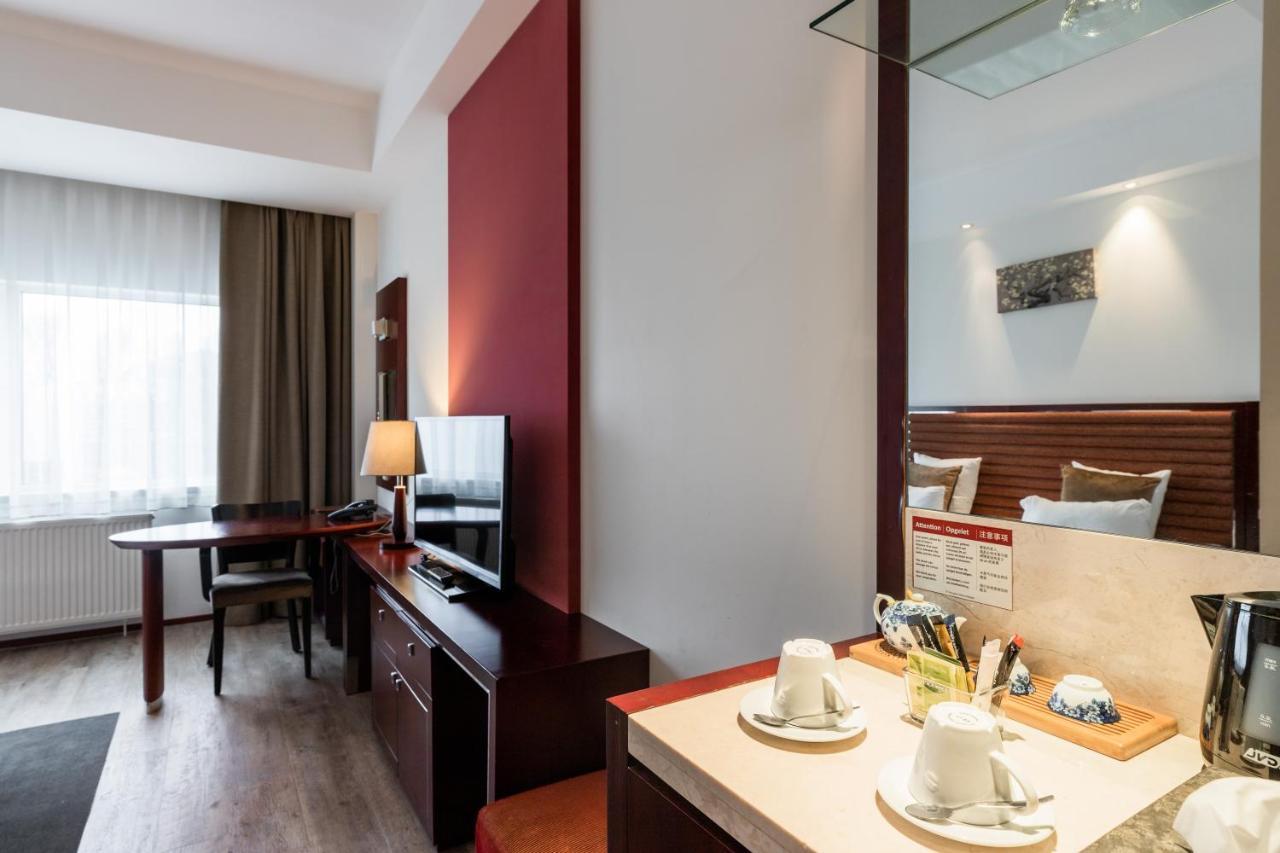 Shanghai Hotel Holland Делфт Экстерьер фото
