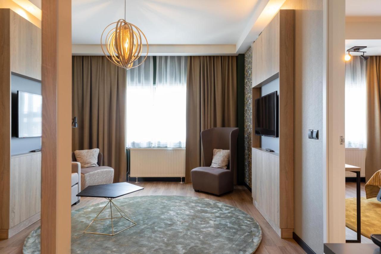 Shanghai Hotel Holland Делфт Экстерьер фото